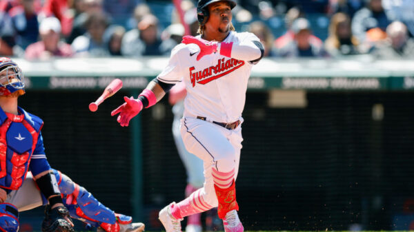 全国铁路今天预计发送旅客1170万人次.